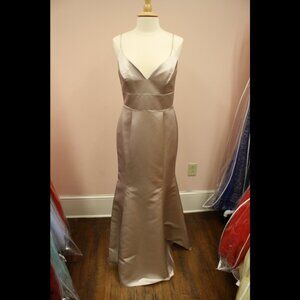 Hayley Paige Occasions Fitted Satin Formal Champagne Size 12